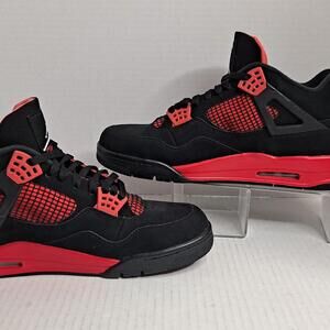 Jordan Men's Black and Red Trainer